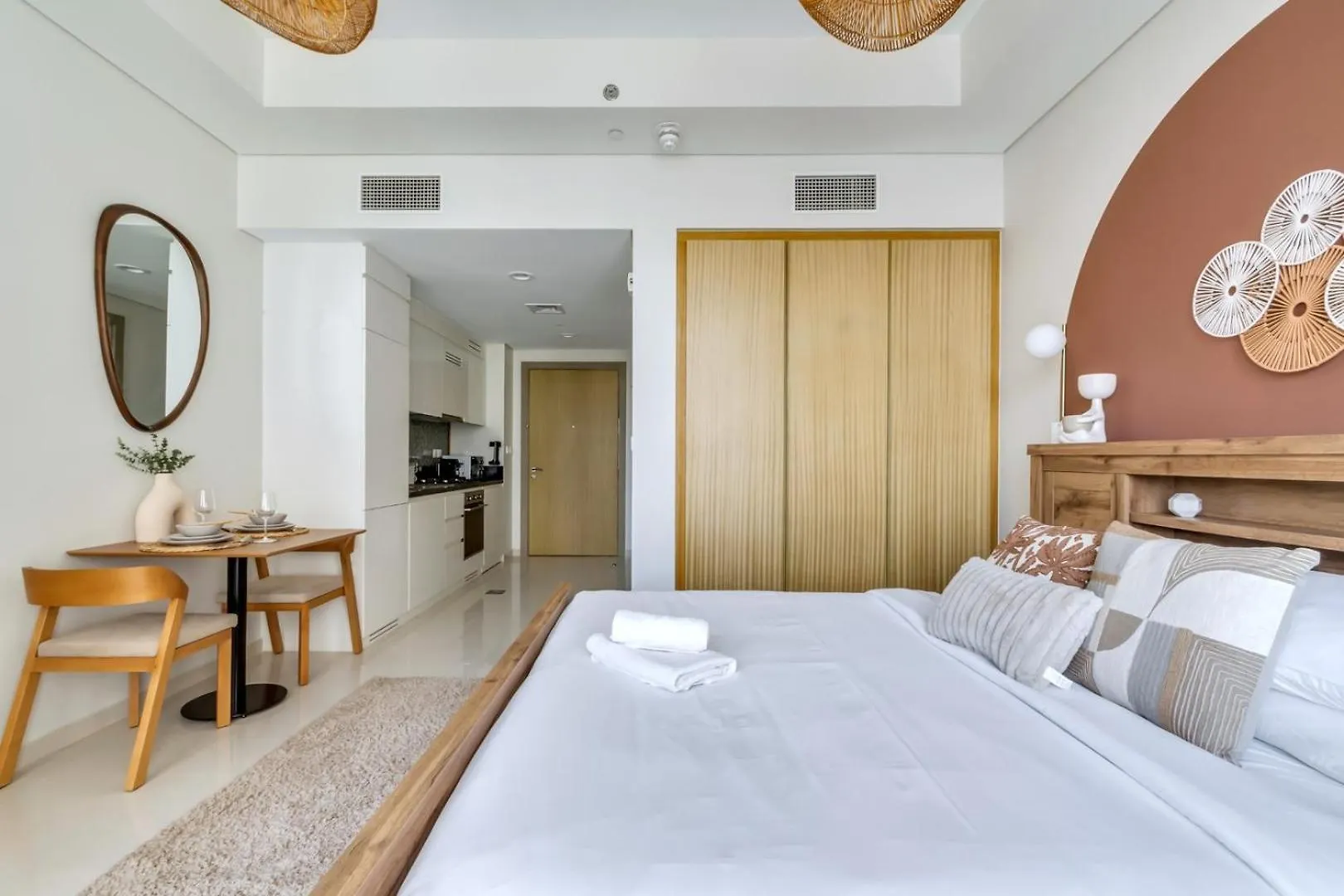 두바이 Guestready - Luxury Oasis In Business Bay 아파트