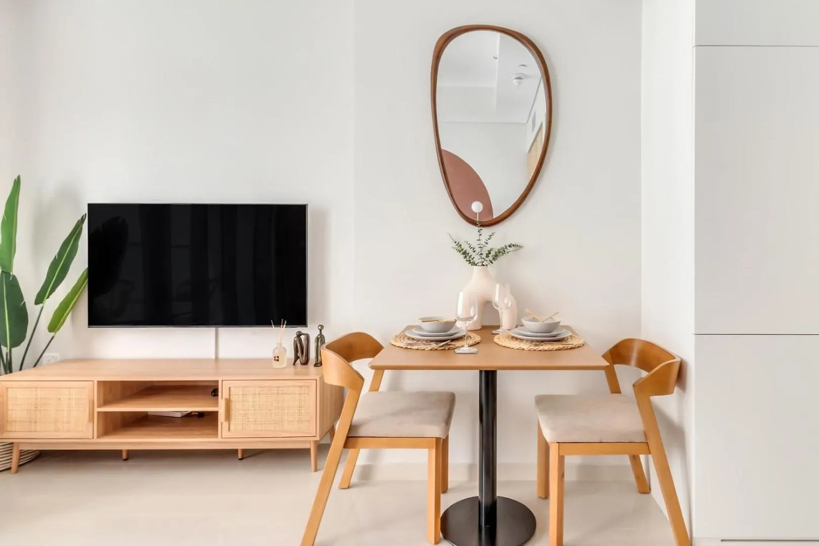 두바이 Guestready - Luxury Oasis In Business Bay 아파트 아랍에미리트